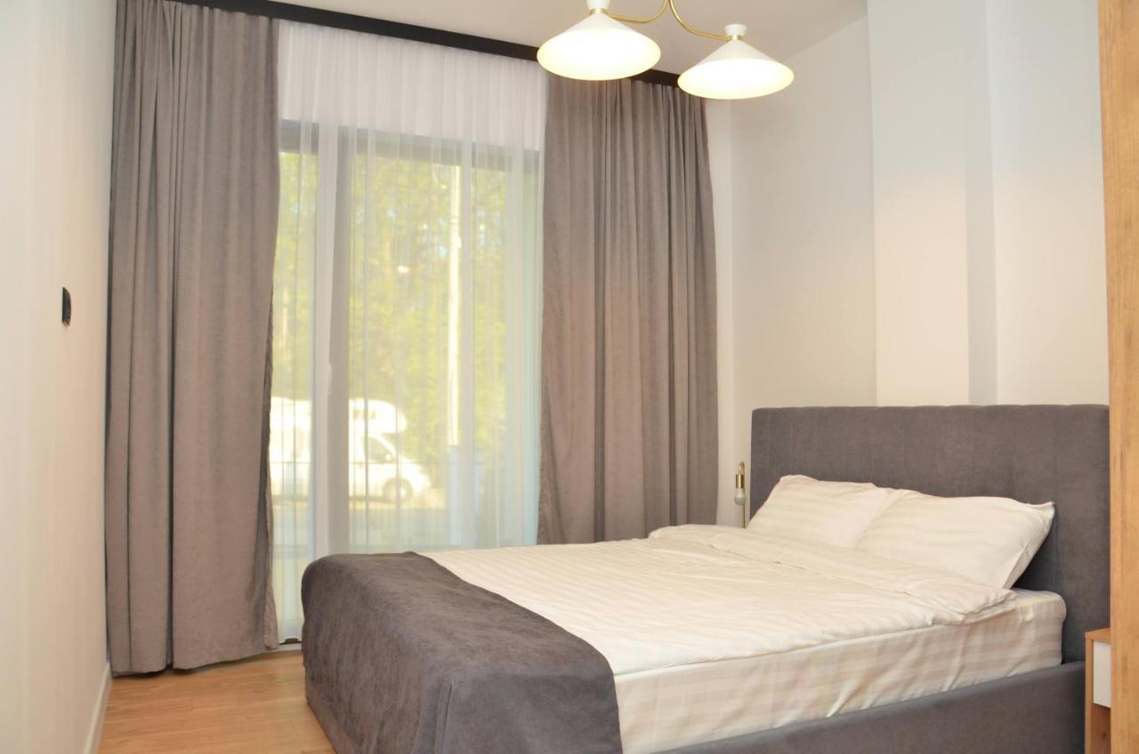 Forest Boutique Piteşti Exteriör bild
